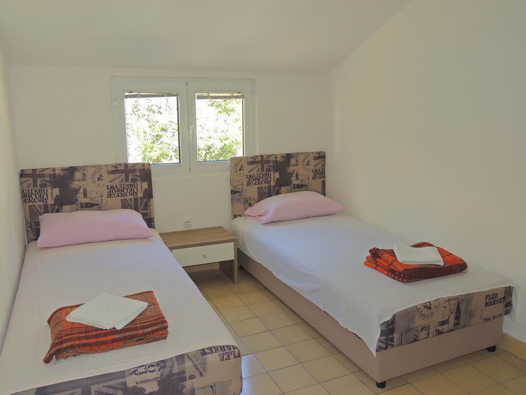 בודווה Guest House Jelena מראה חיצוני תמונה
